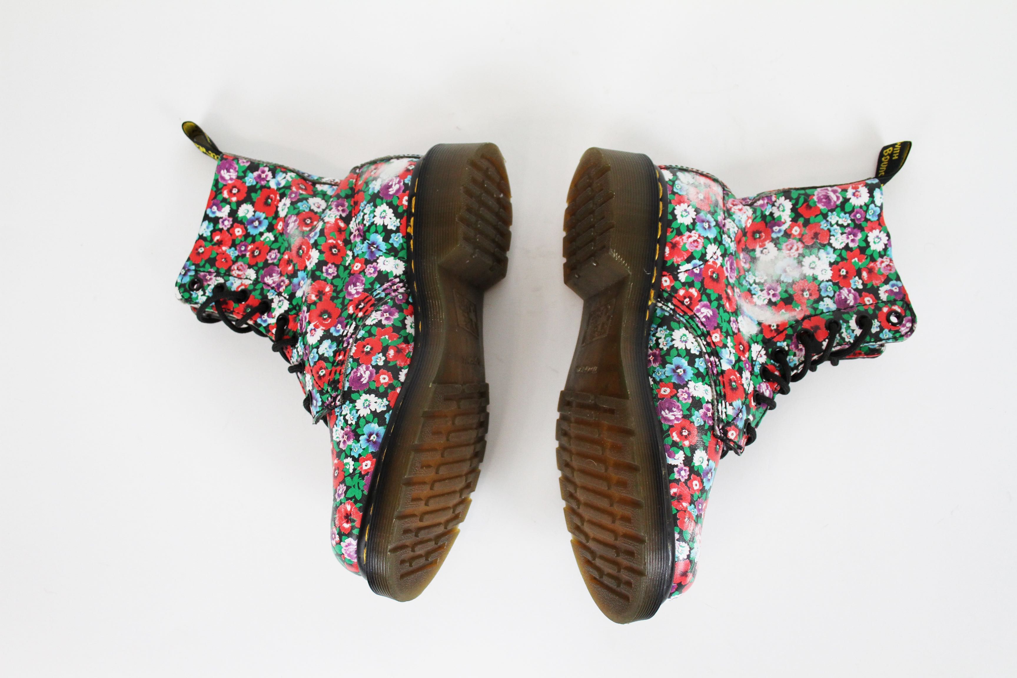женские кожаные непромокаемые ботинки Dr. Martens размер 36-37