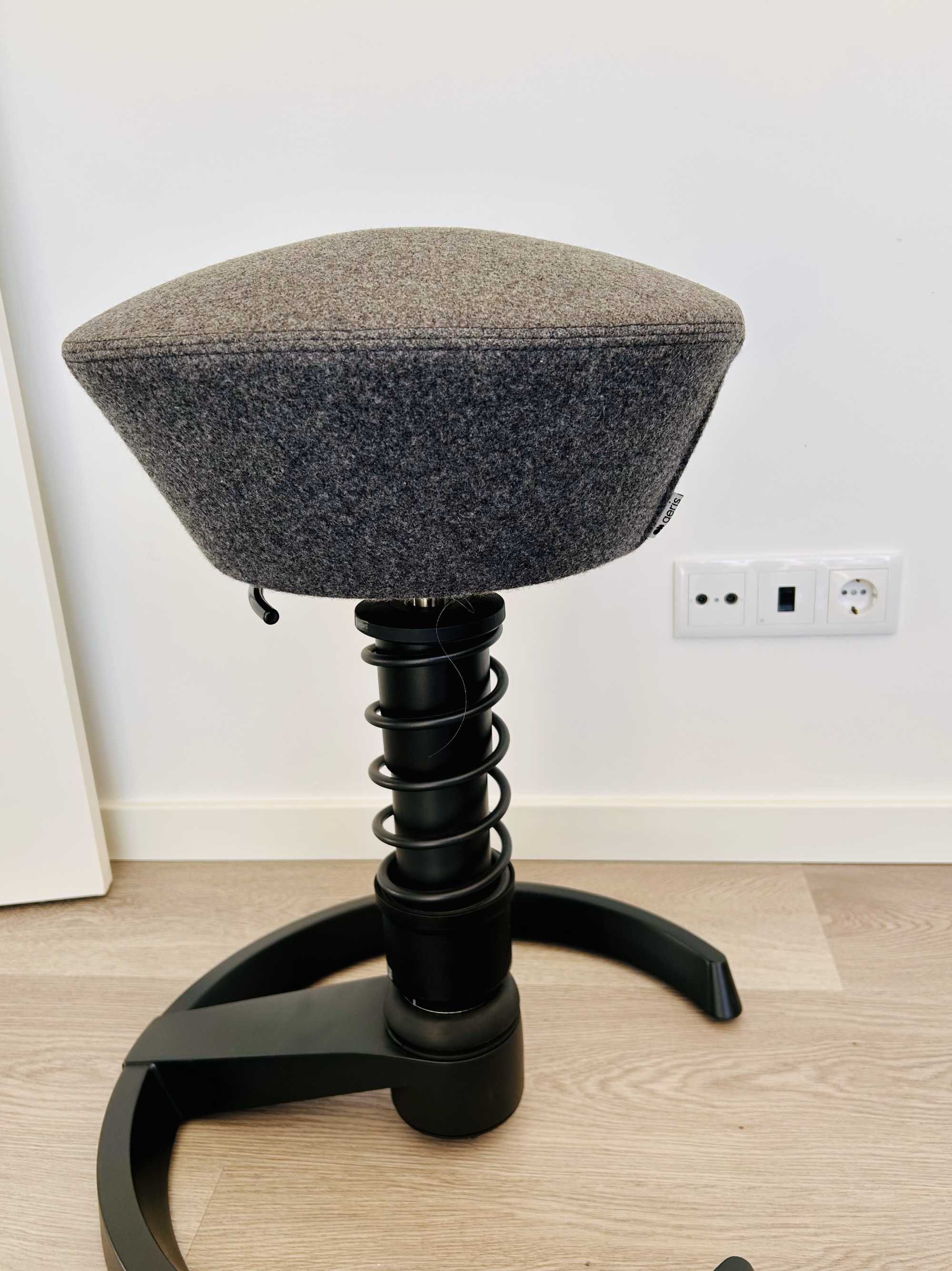 Banco Ergonómico Aeris Swopper - Como Novo, com Acessórios Originais