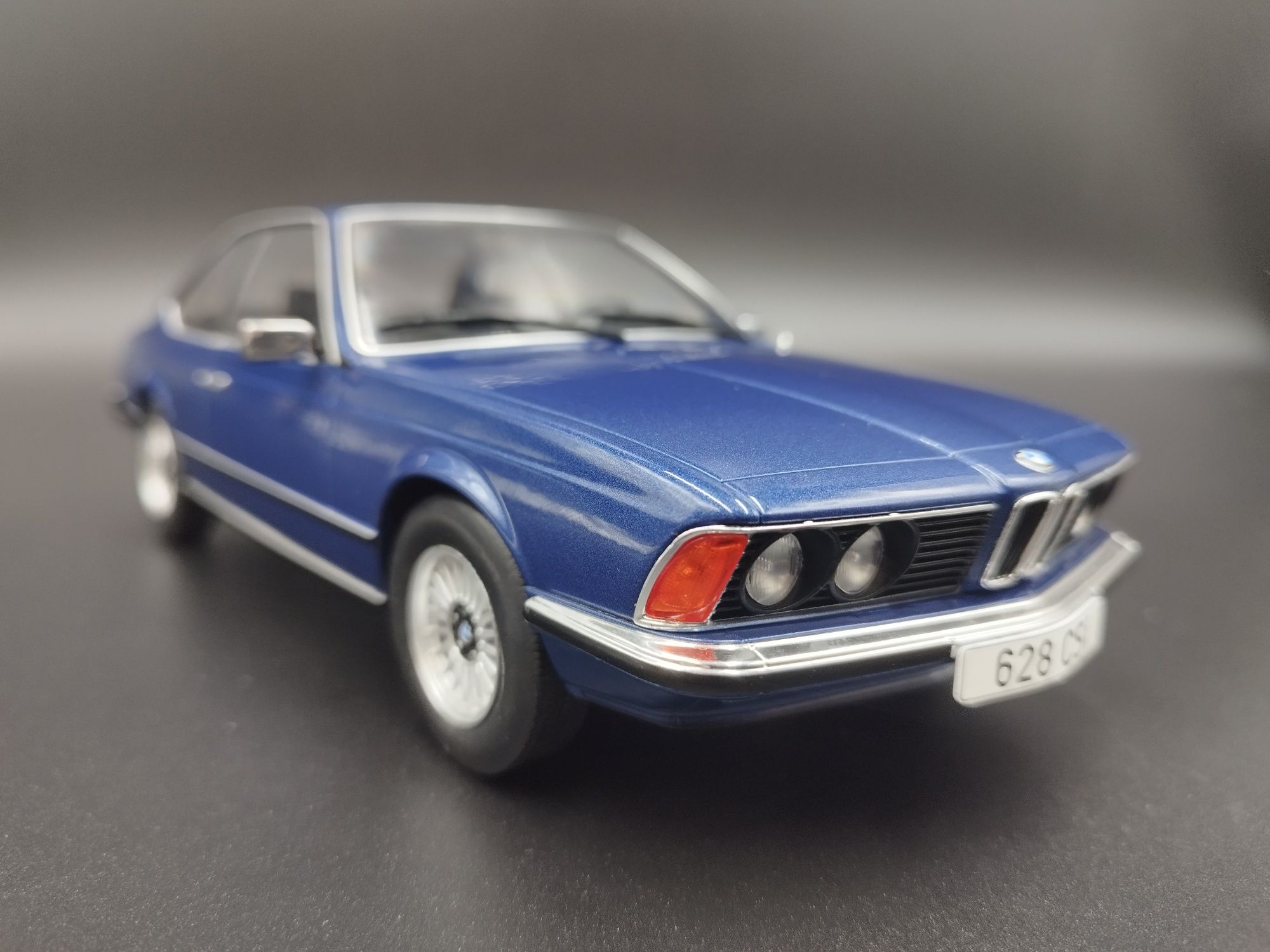 1:18 MCG 1976  BMW 630 E24 model nowy pu