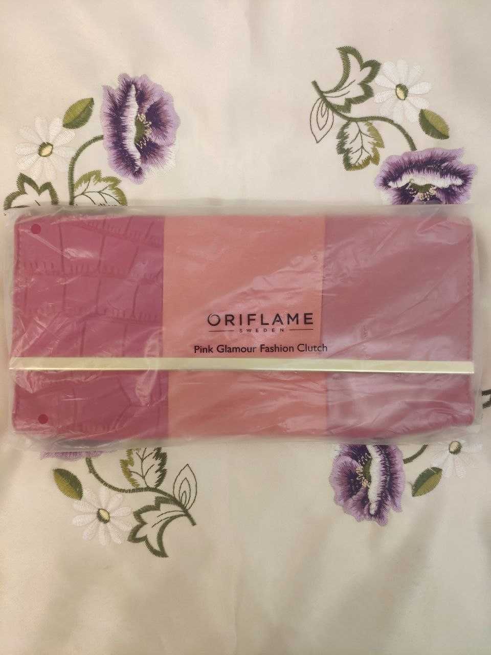 Рожевий клатч (Oriflame)