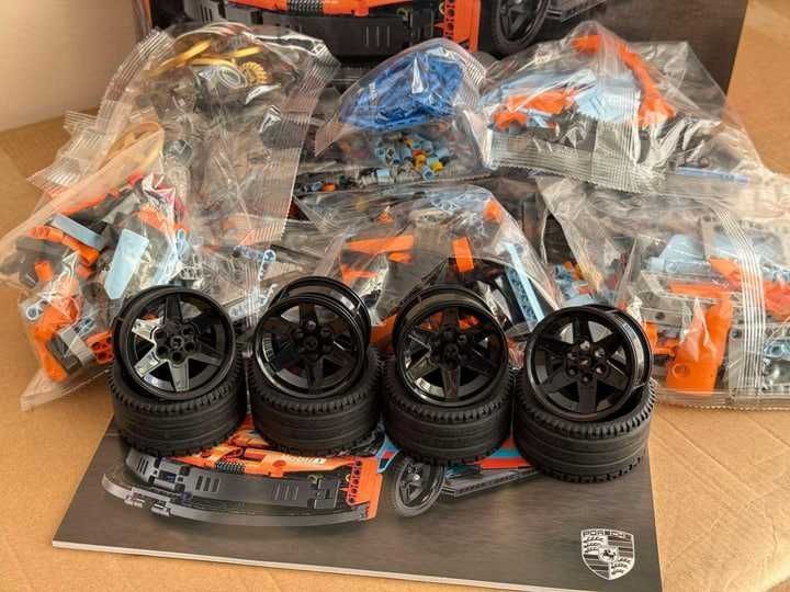 Конструктор машинка Porsche 911