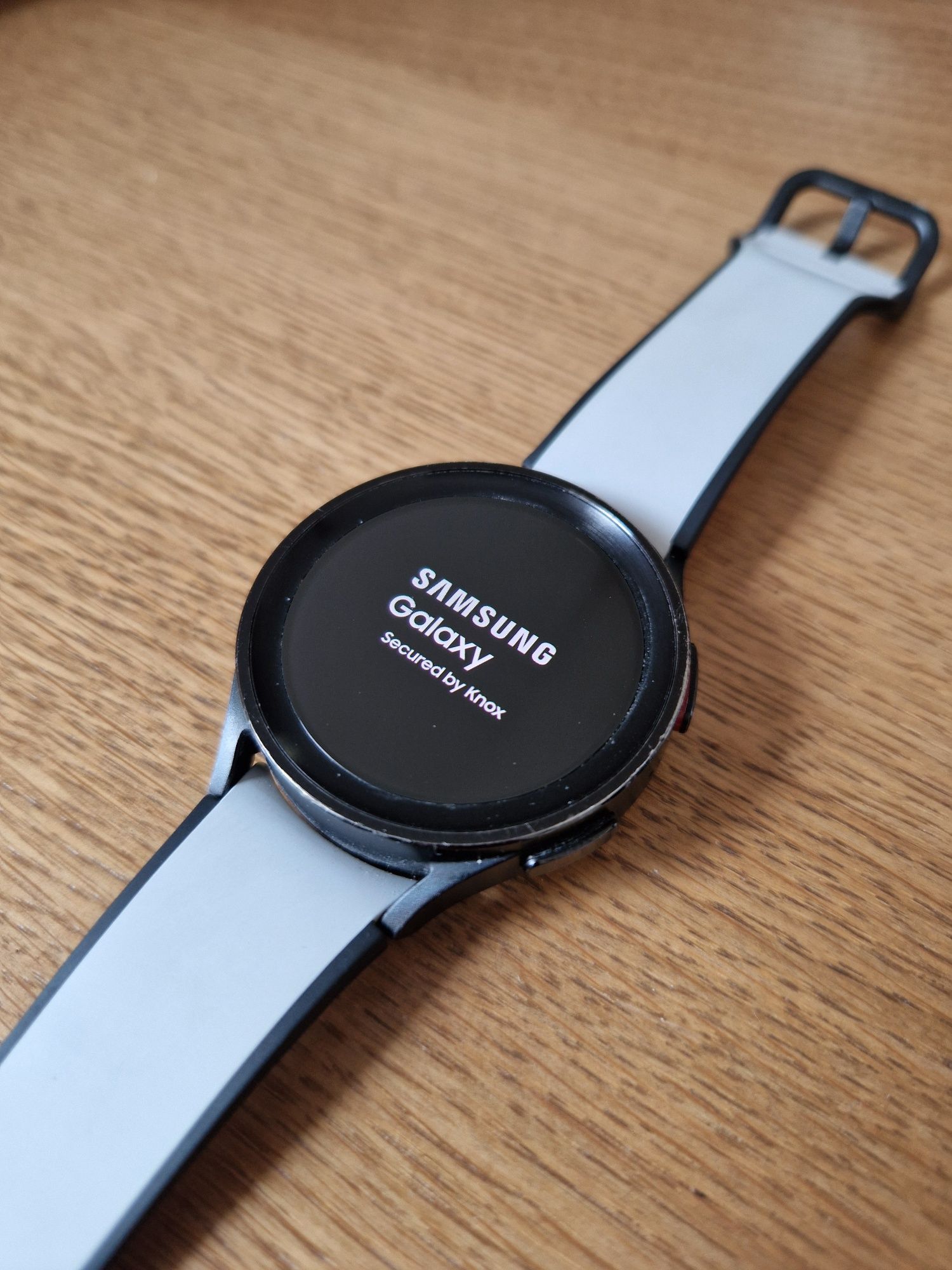 Samsung Galaxy watch5 pro