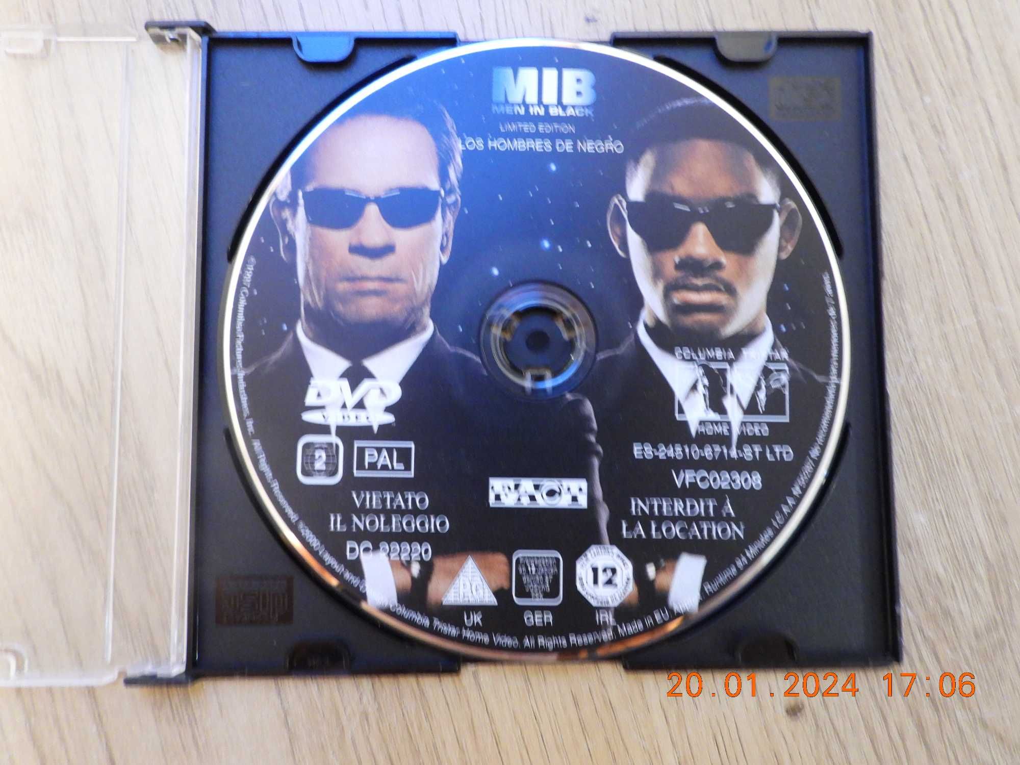 Men in Black   - FILM