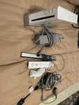 Nintendo Wii Branca como nova + acessorios + Jogos