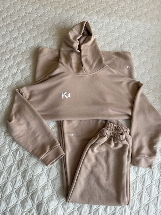 Костюм украинского бренда в размере М/L