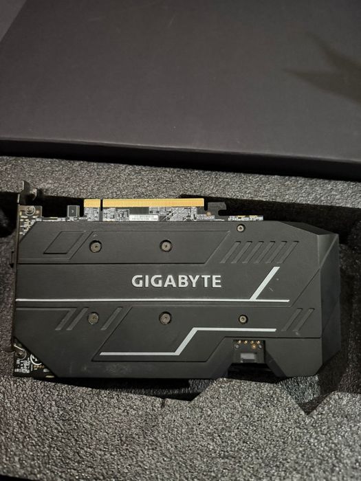 RTX 2060 6gb Gigabyte