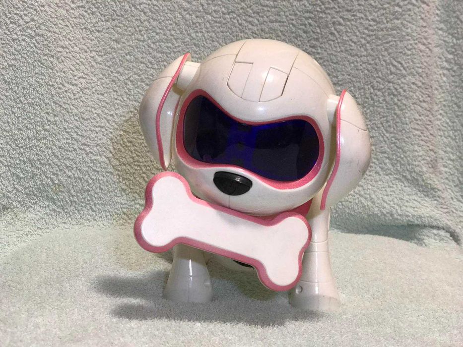 Інтерактивна робот-собака