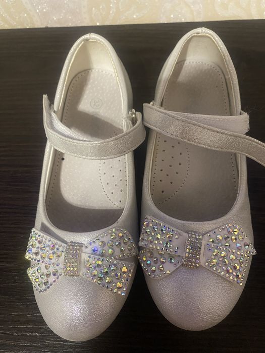 Дитячі туфлі святкові для дівчинки Kimboo