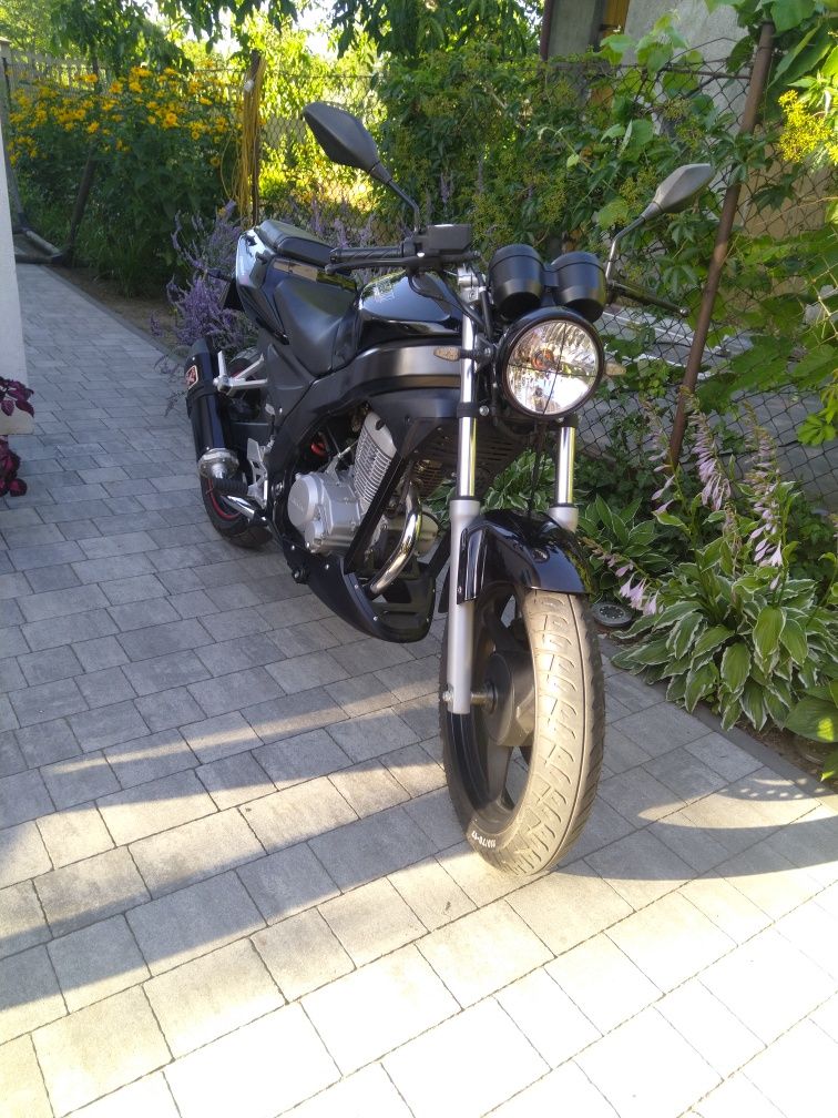 Daelim Roadwin 125 niski przebieg.