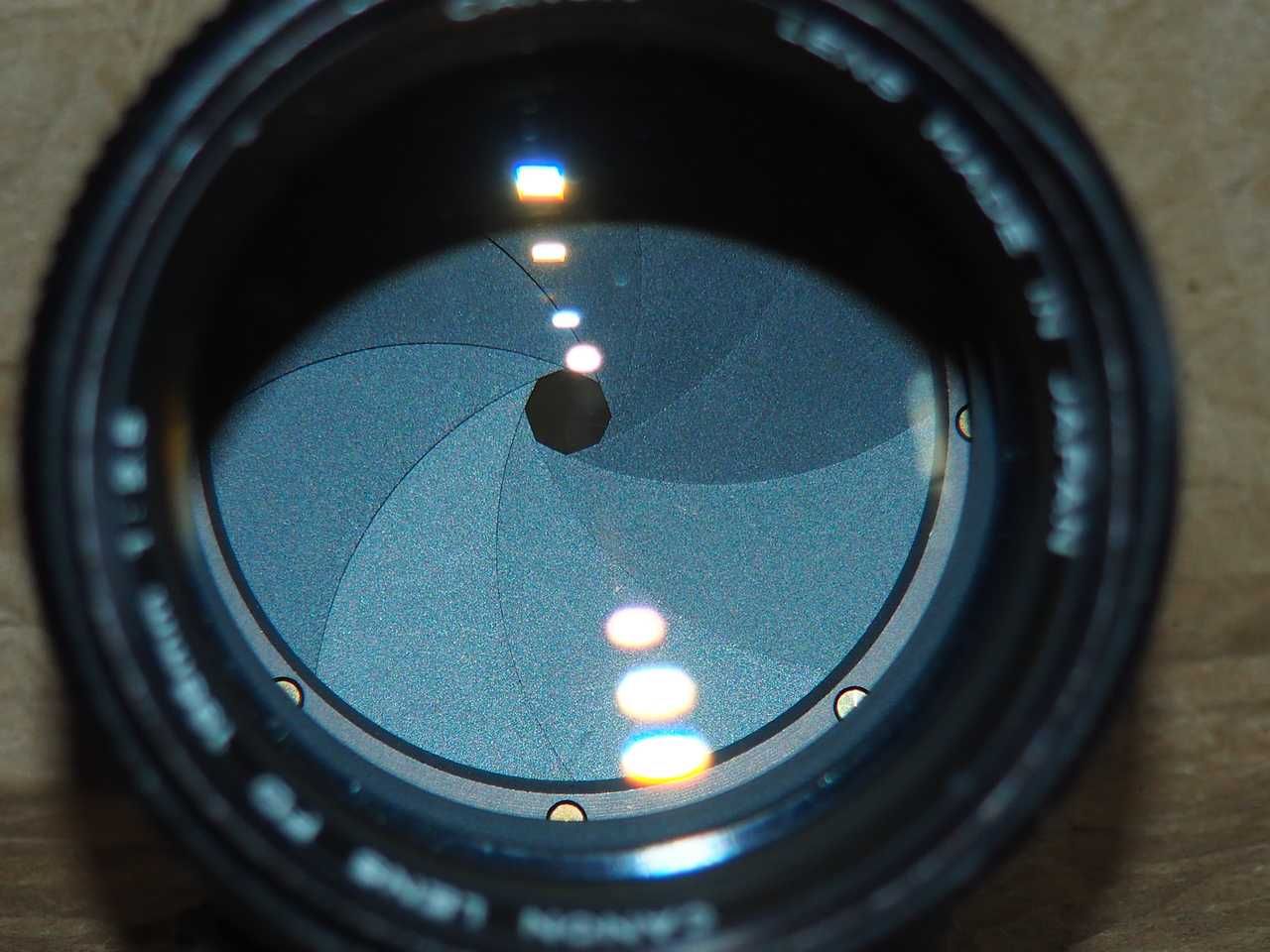 Obiektyw Canon FD 135mm f2.5.