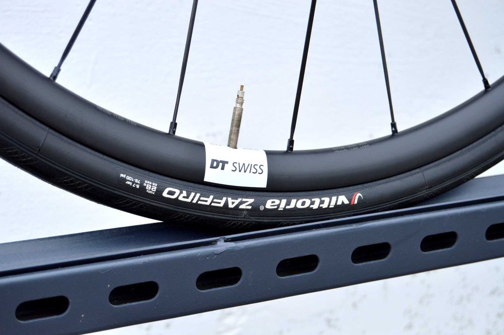Polska produkcja Nowe koła DT SWISS P1850 DISC SPLINE szosowe gravel