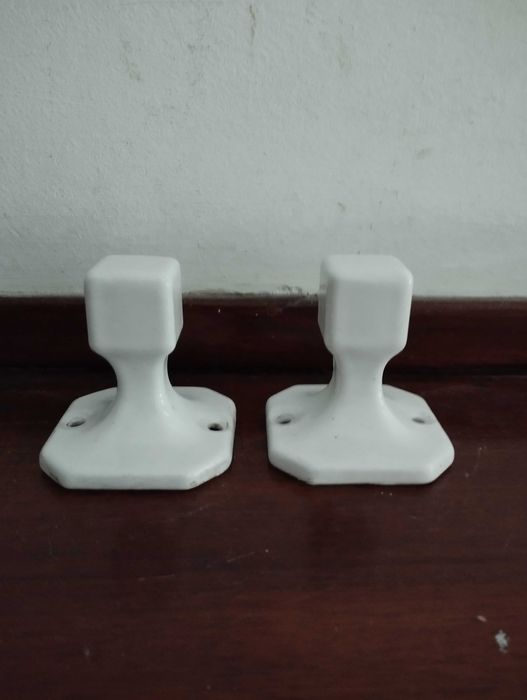 Suporte tualha esmalte antigo