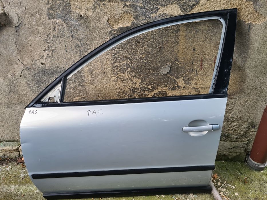 Drzwi passat b5 1997r kombi