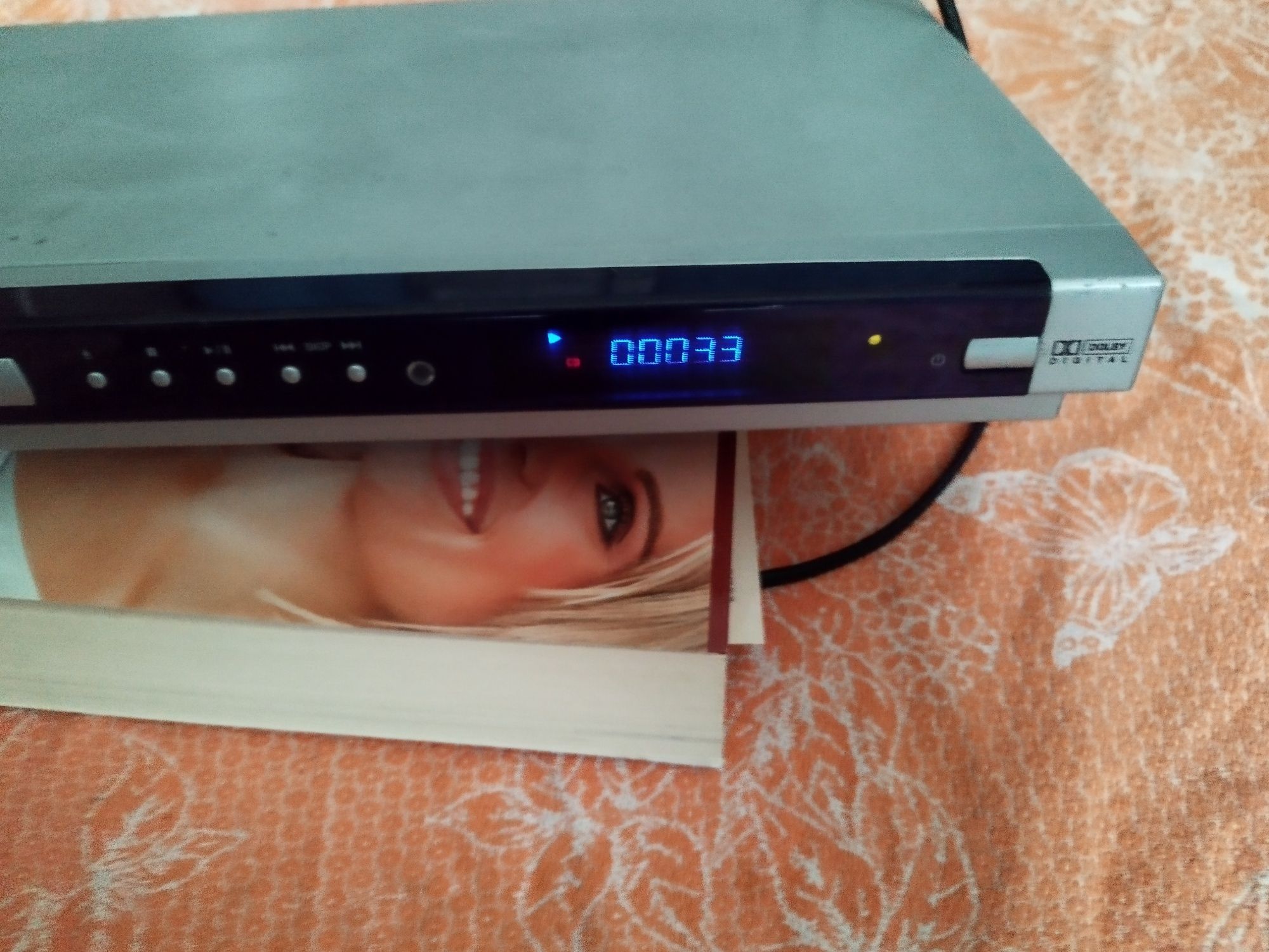 DVD Hyundai DV261