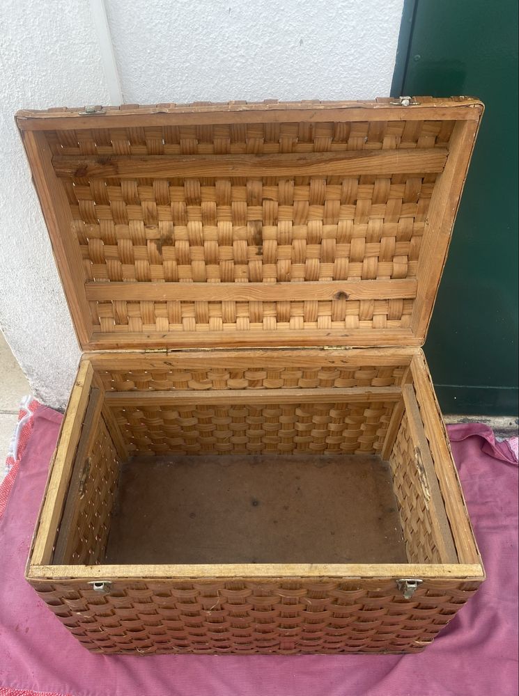Cesta grande em forma de bau com pegas