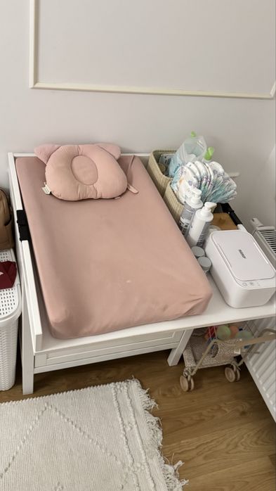 Przewijak z komoda dla niemowląt  IKEA SUNDVIK