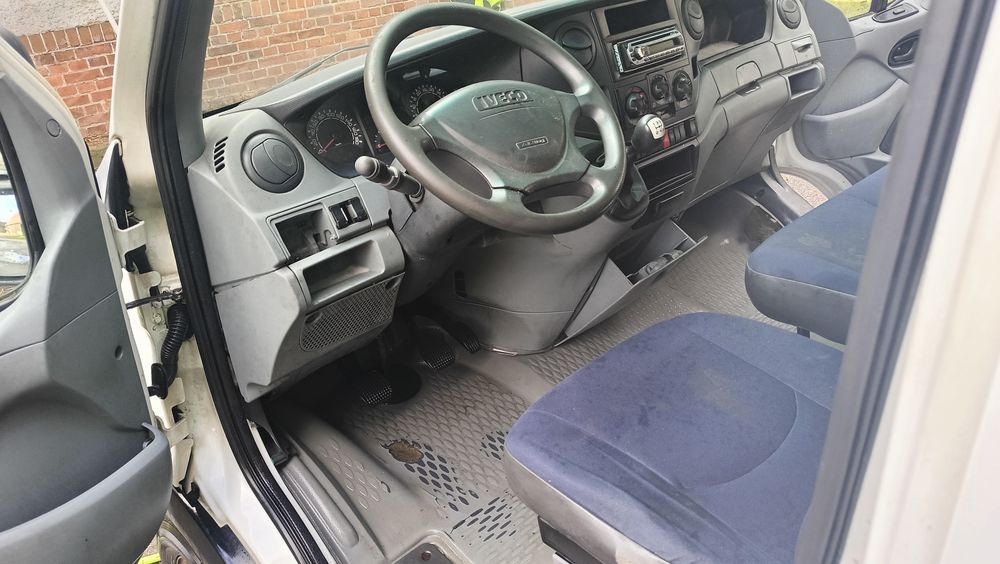 Iveco Daily Brgadówka Doka 7 miejsc, brygadowa  skrzynia