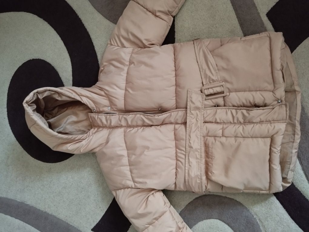 Зимова куртка жіноча