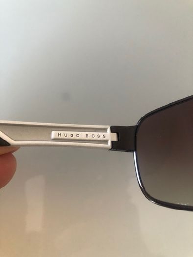 Óculos de Sol Hugo Boss originais (preço inclui envio)