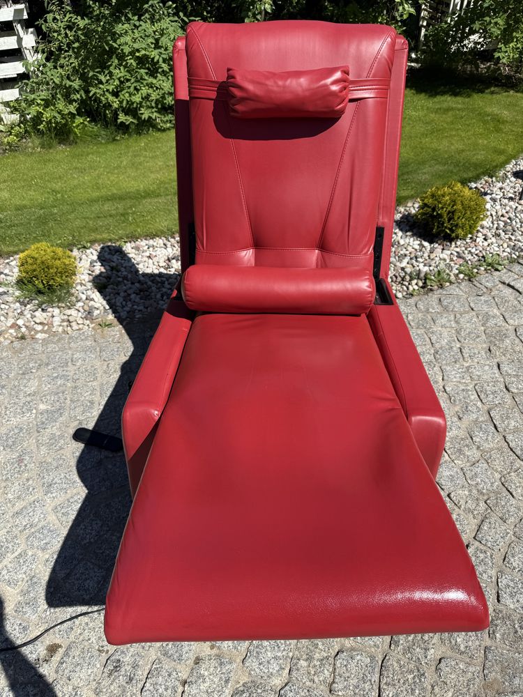 Pionizujący fotel geriatryczny RELAX Revilax wygodny relaksacyjny