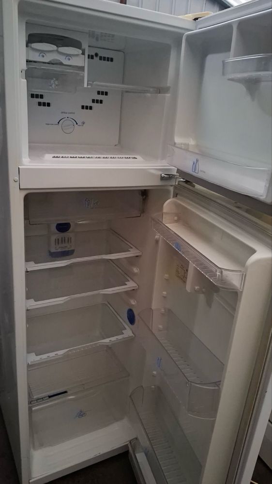 Холодильник Whirlpool no frost