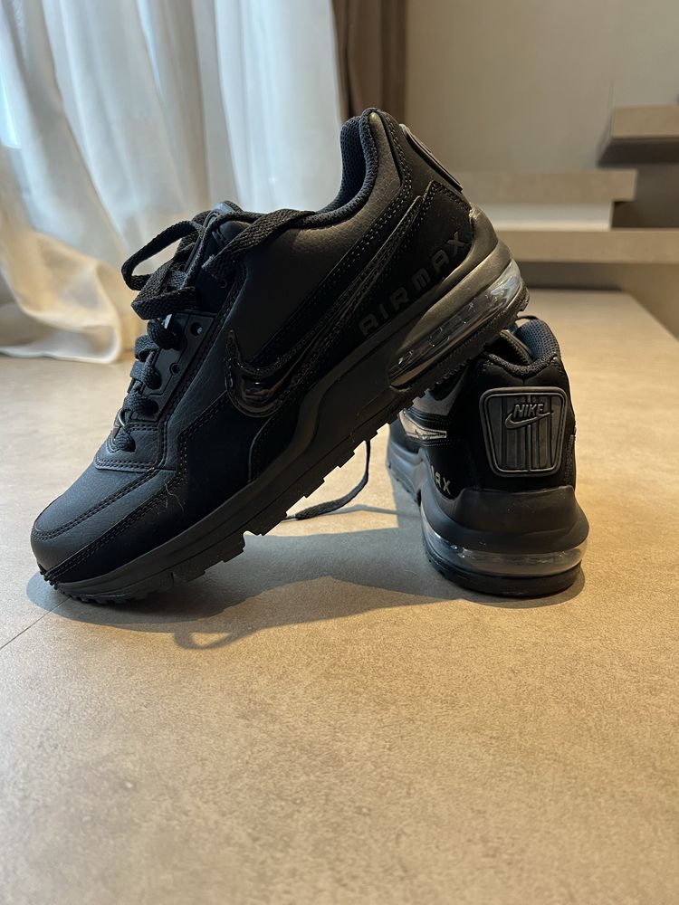 Кроссовки Nike AIR MAX