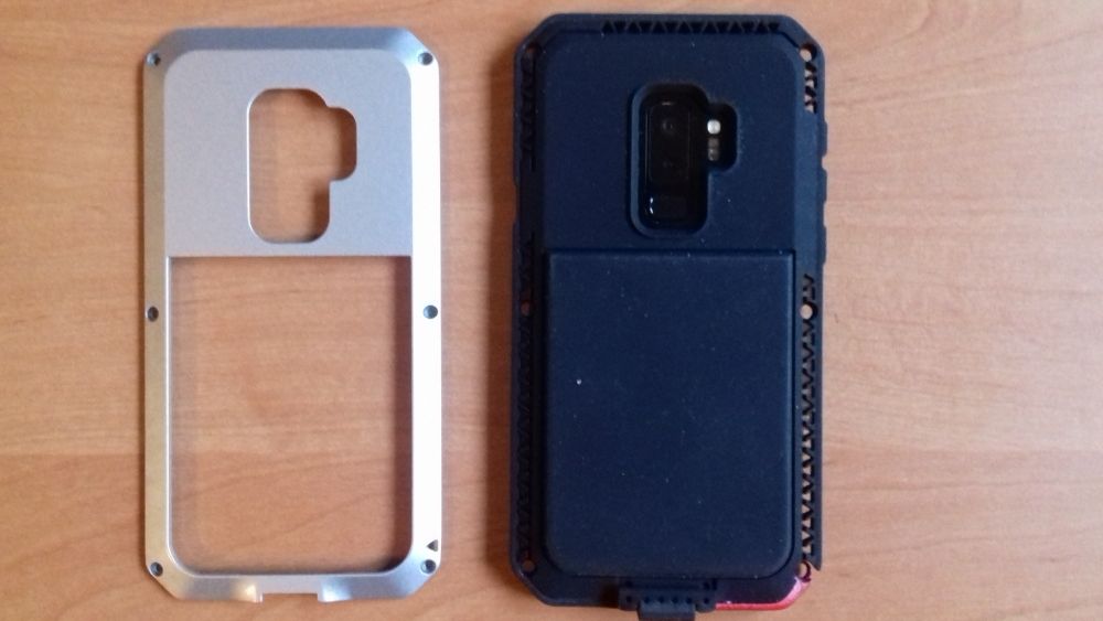 etui pancerne na telefon