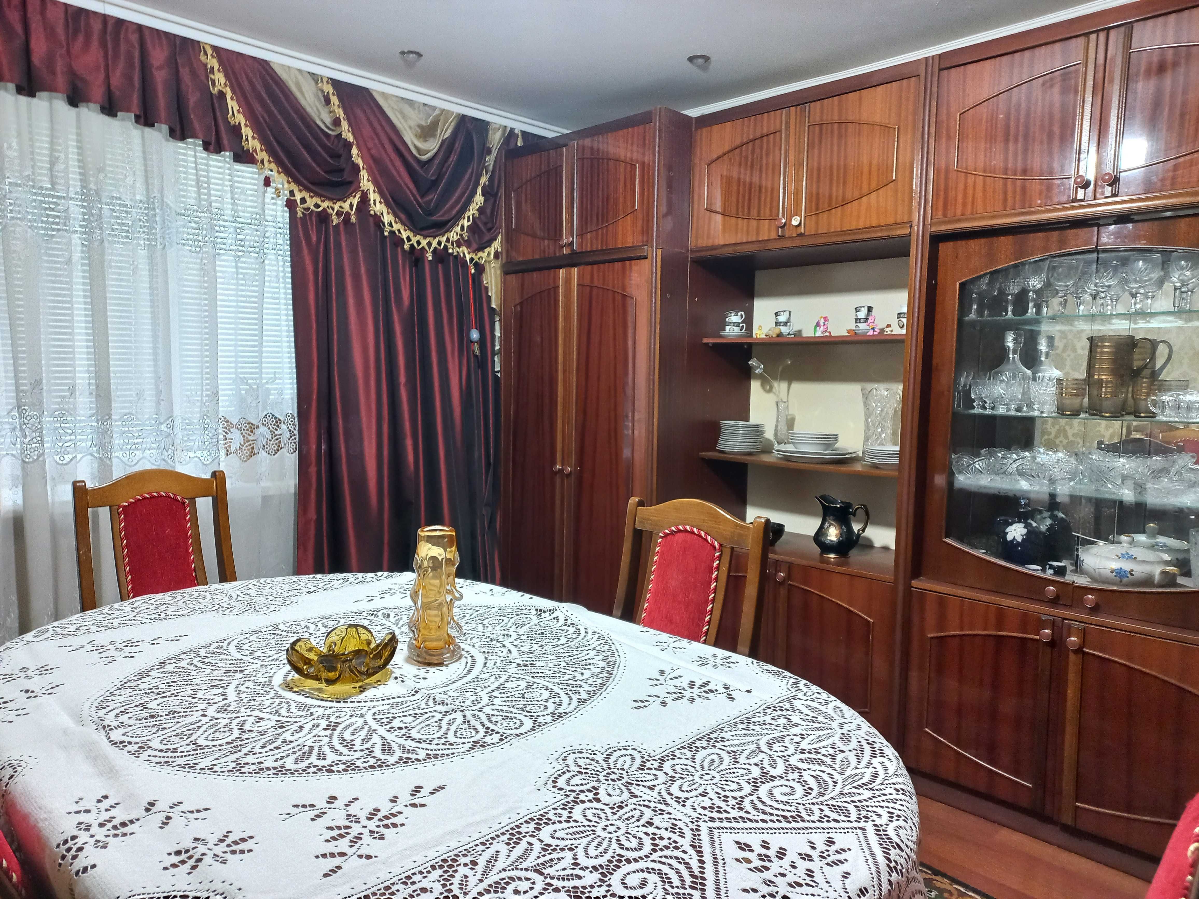 Продается 4-к/кв. ул. Медиков (быв. Глинки) Корабельный р-н