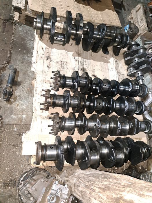 Коленвал коленчатый вал ЮМЗ СМД МТЗ ВТЗ ЯМЗ КАМАЗ Т25 Т 16