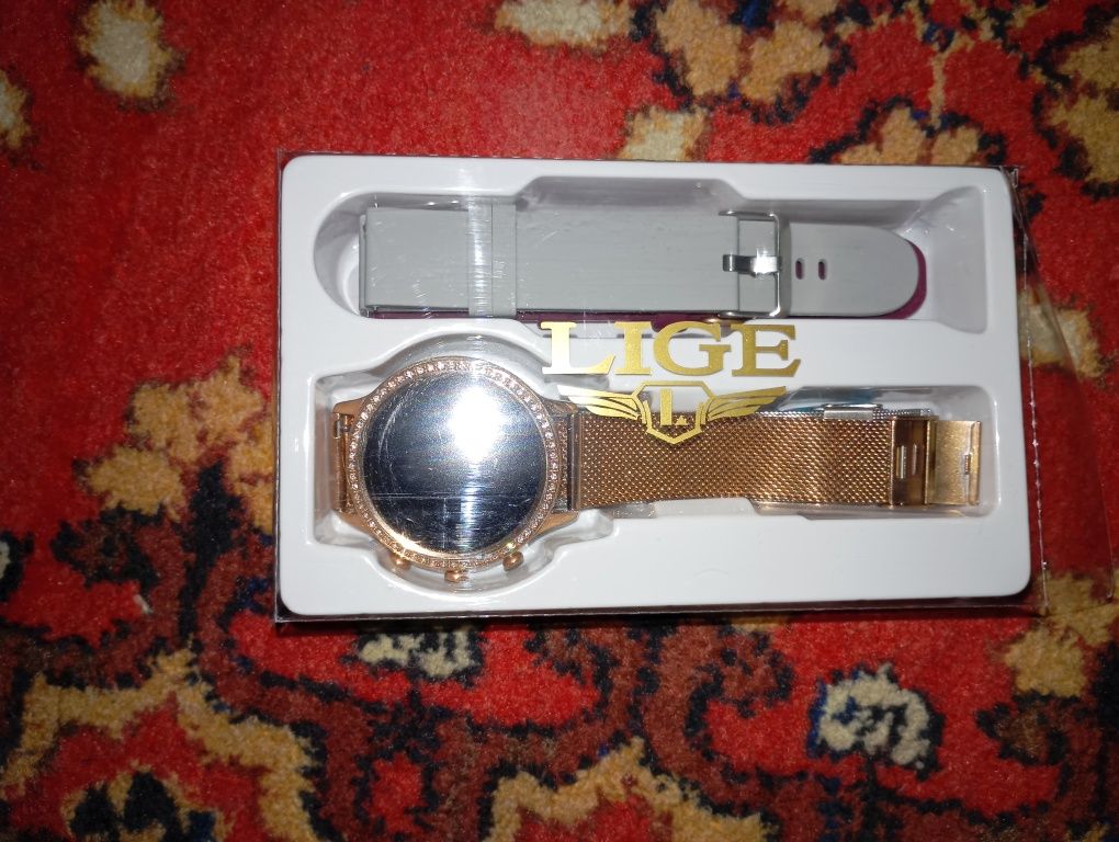 Liga Smart watch