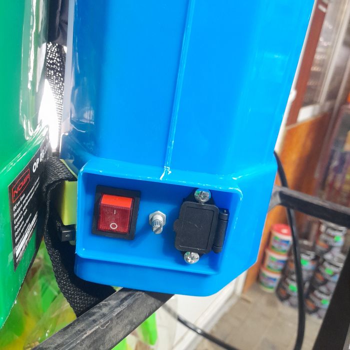 Обприскувач акумуляторний 12 л " FOPTE CL-12A"