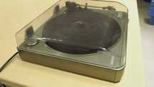 gramofon Sencor STT312UR