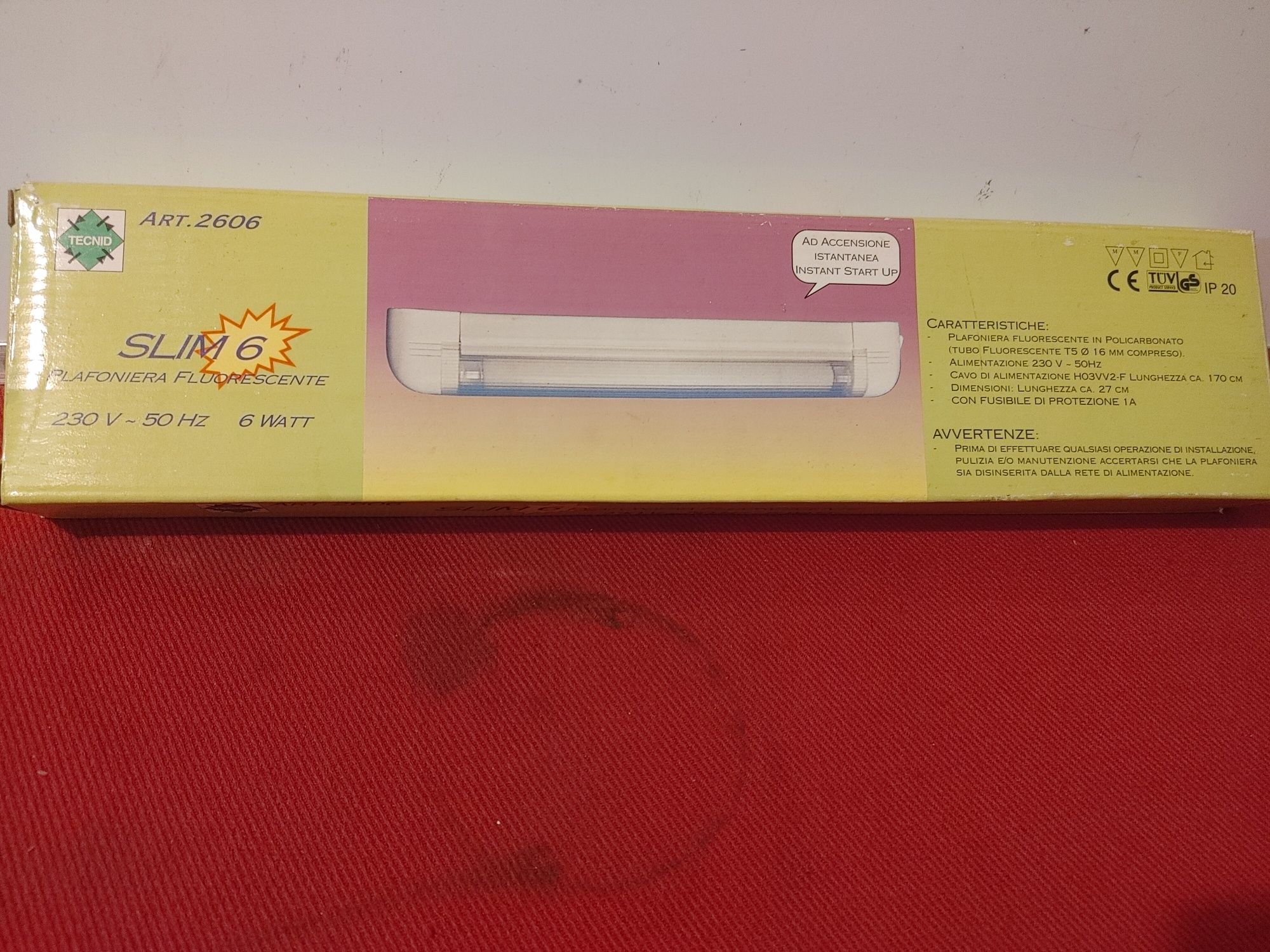 Lampa podszafkowa
