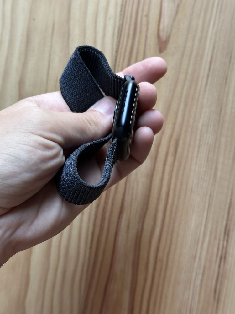 Apple watch SE 2 2024 40 mm Midnight
