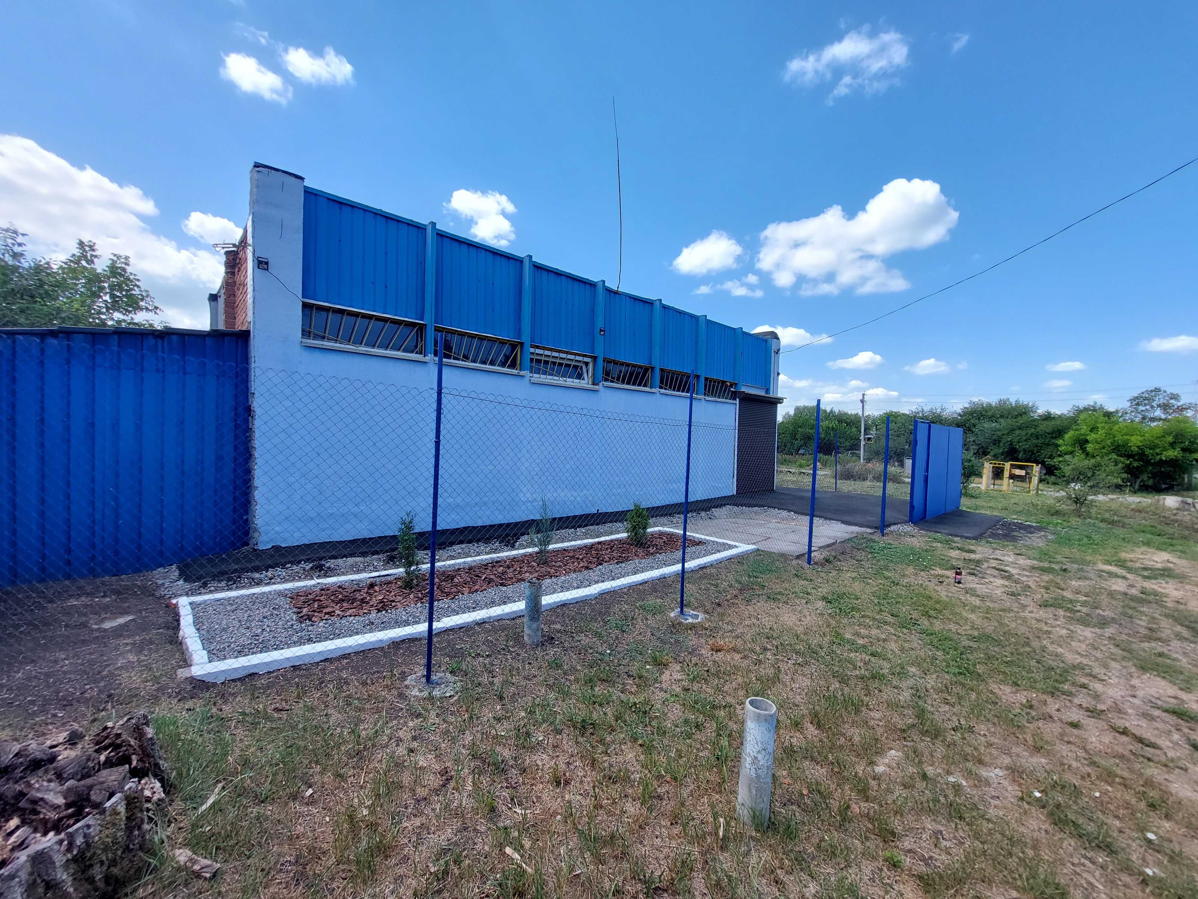 Комерційна нерухомість готова під магазин, виробництво, склад