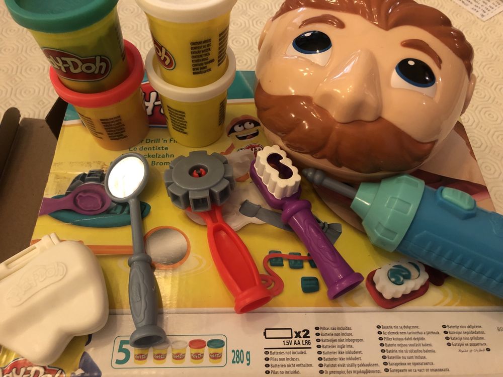 Conjunto Dentista Plasticina Play-Doh