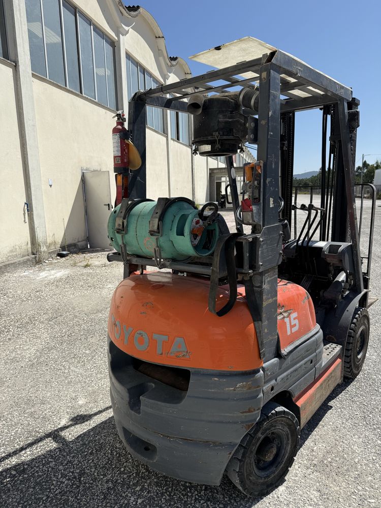 Empilhador 1500kg - gás