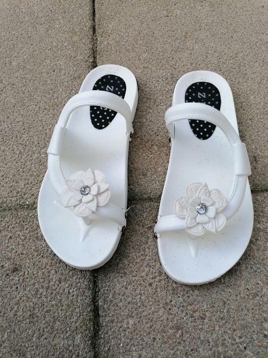 Chinelos elegantes – Tamanho 38