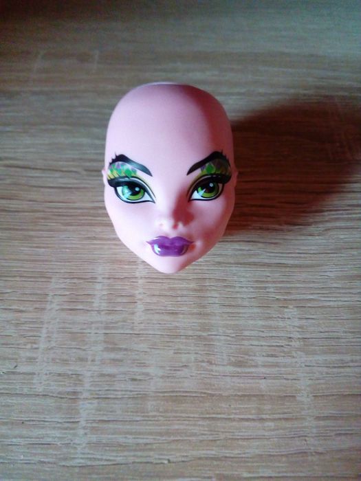 Create a Monster głowa lalki Dragon