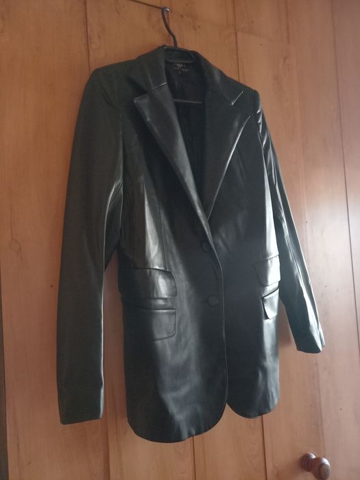 Жакет жіночий шкіряний