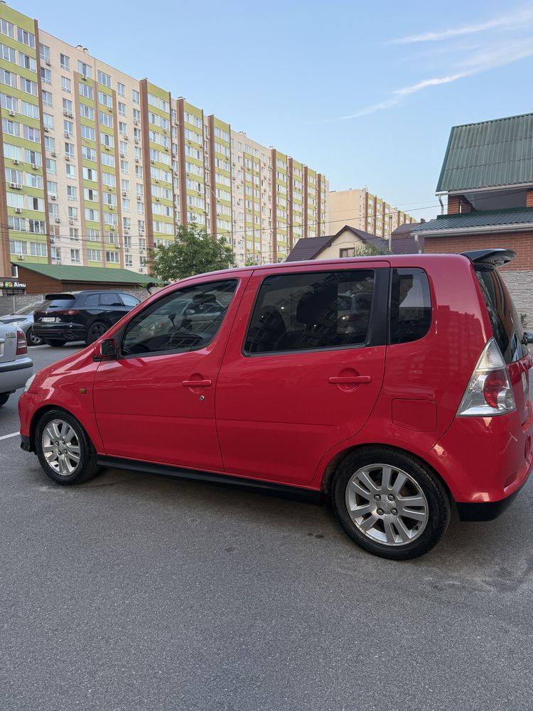 Продам автомобіль Daihatsu