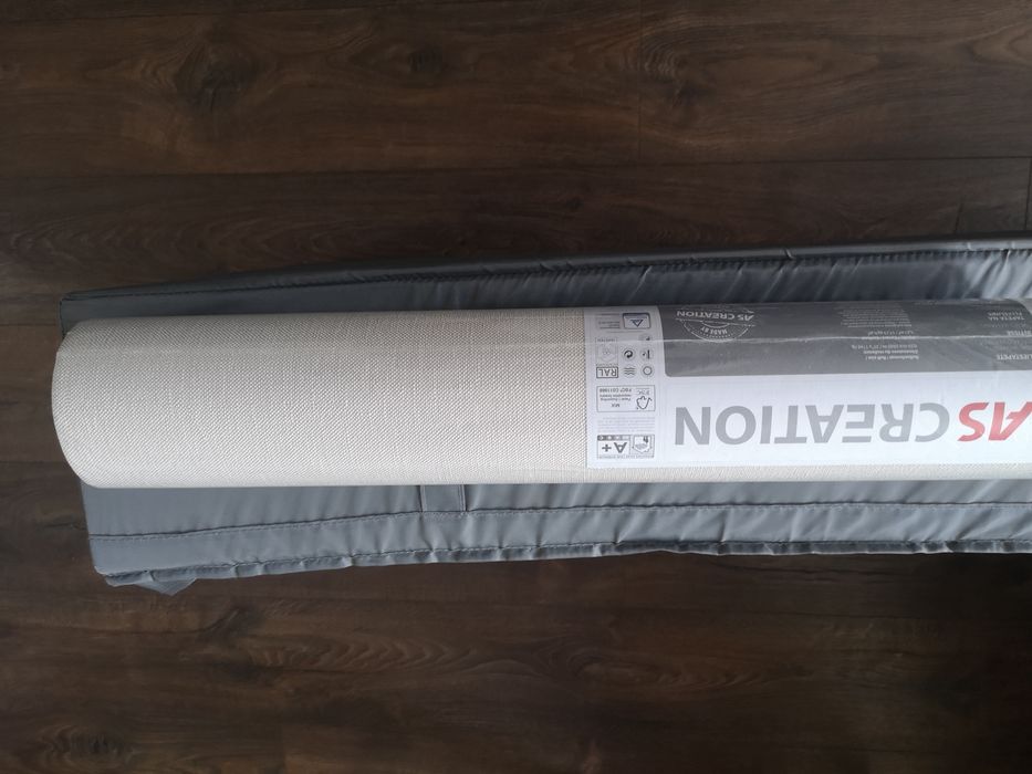 Tapeta na fizelinie beżowa