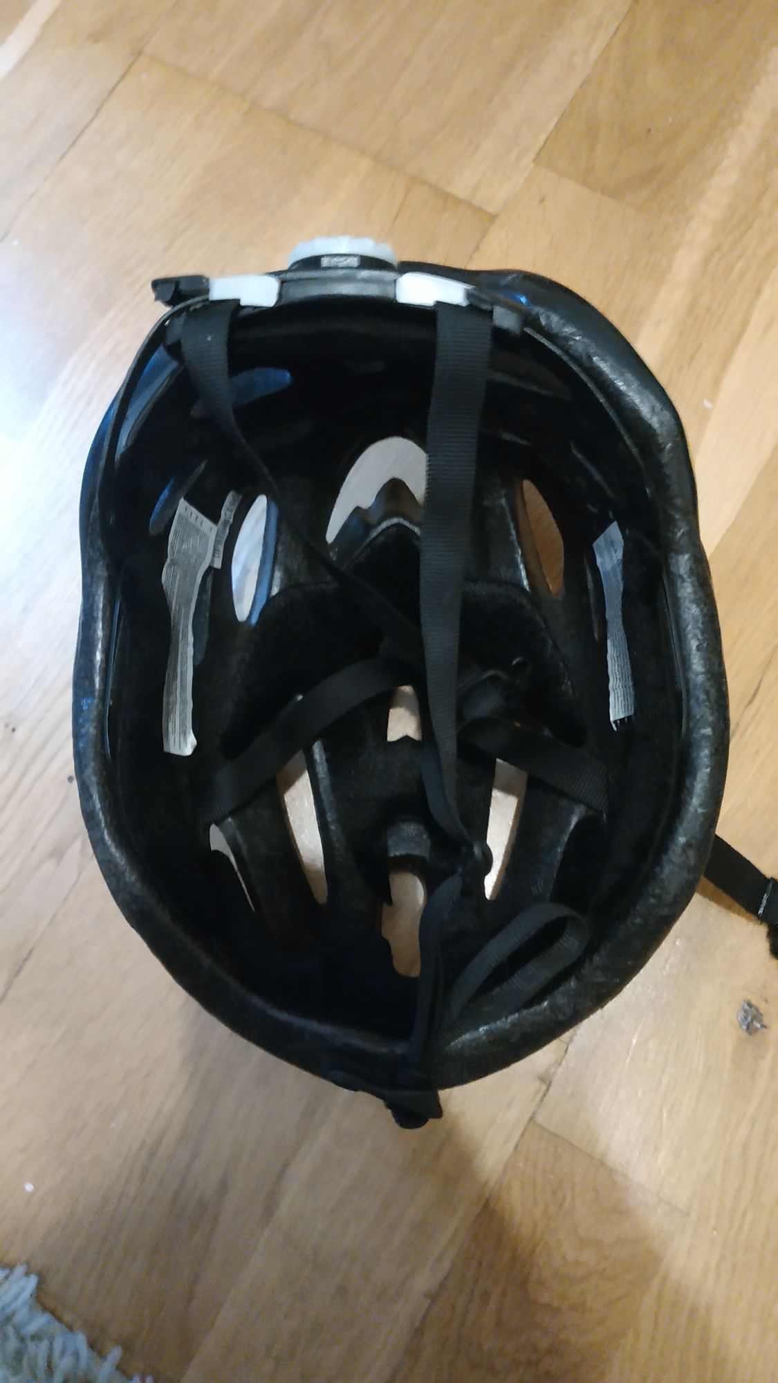 Kask szosowy Kellys