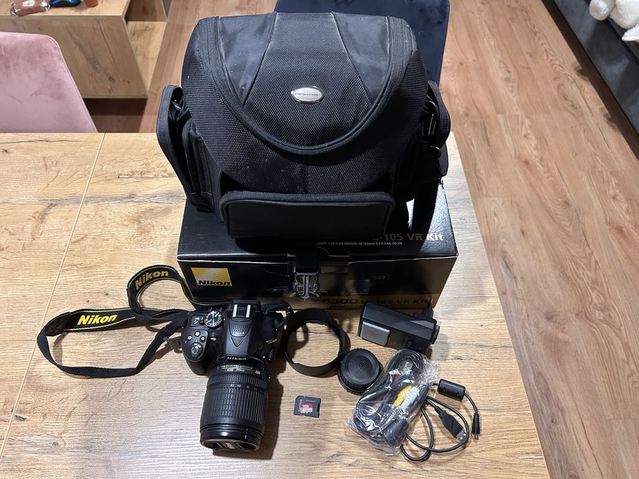 Nikon d5300 z obiektywem 18-105