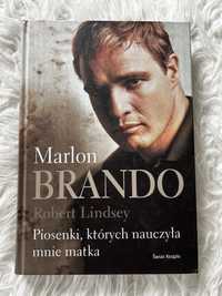 Marlon Brando, piosenki których nauczyła mnie mama