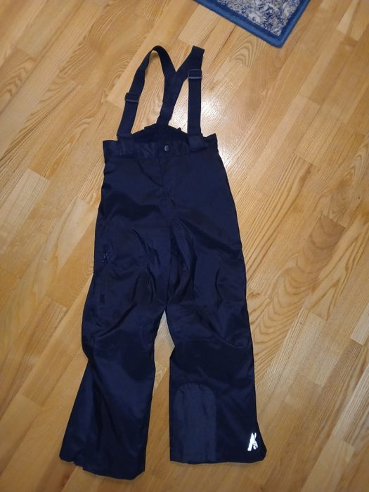 Spodnie ocieplane Civit czarne r.122/128