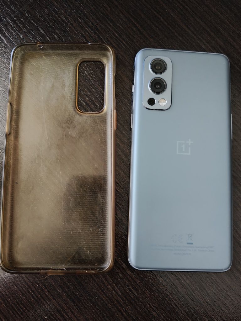 Продам OnePlus Nord2 5G