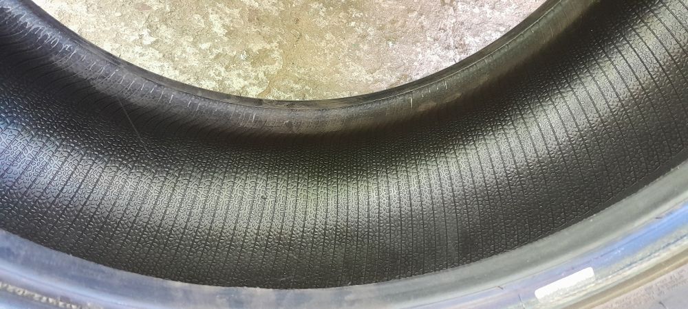 Резина на внедорожник,практически новая