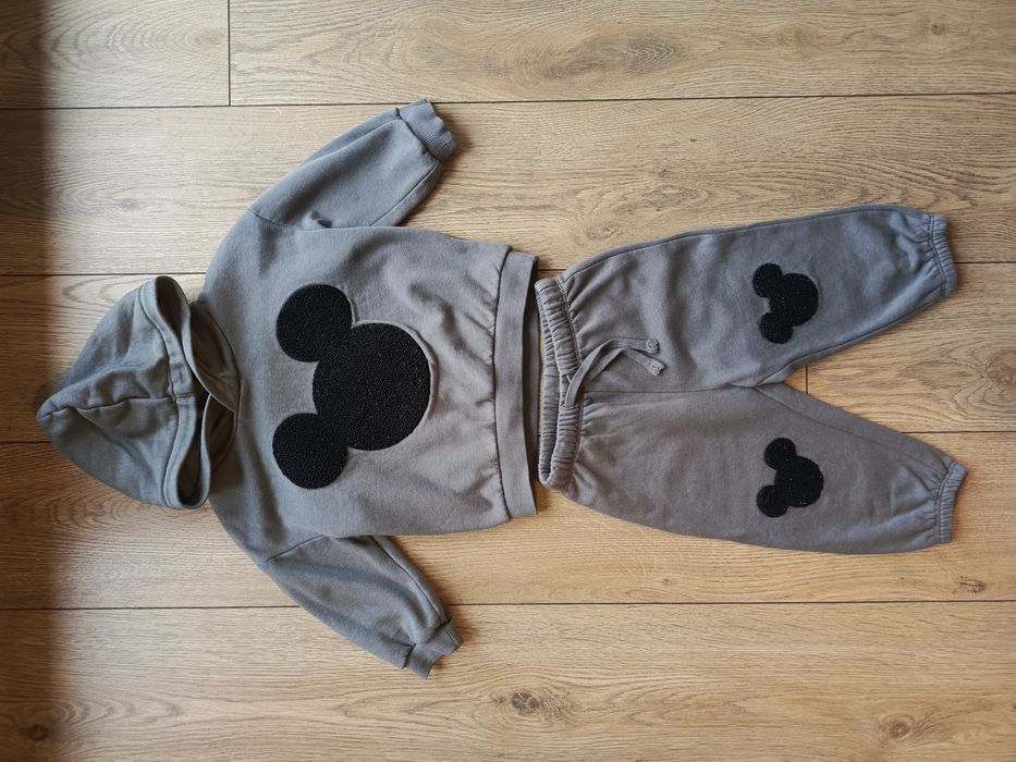 Szary komplet dresowy spodnie i bluza z kapturem Myszka Miki H&M 80 cm