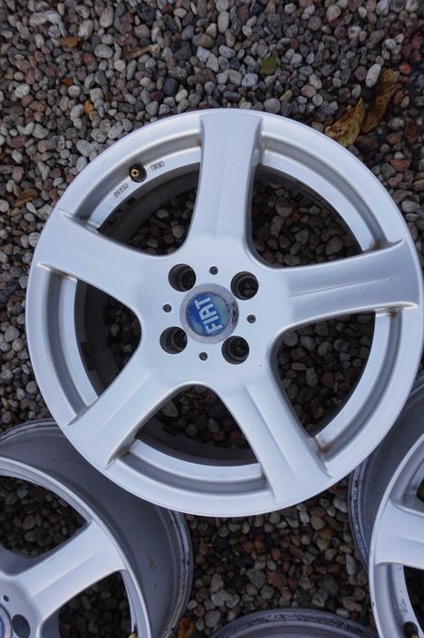 FIAT 500 Bravo Doblo Qubo  Felgi Aluminiowe 16 cali 4x98